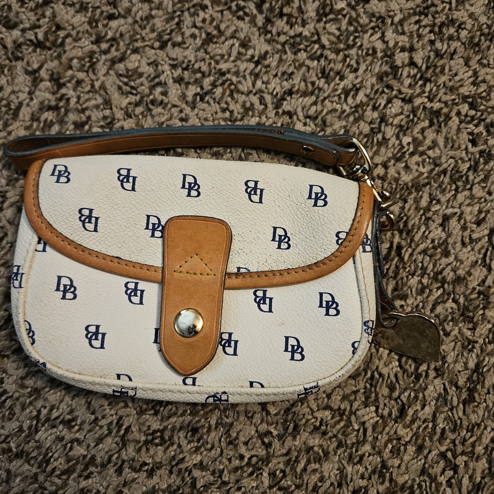 Dooney & Bourke Multicolor Wristlet - Picture 4 of 14